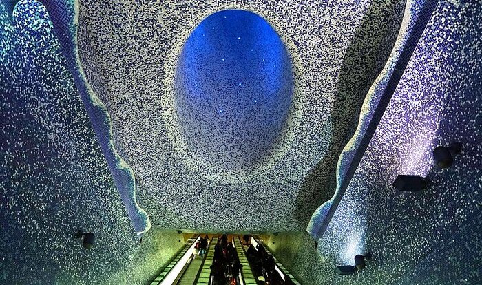 یکی از ایستگاه‌های مترو در ناپل