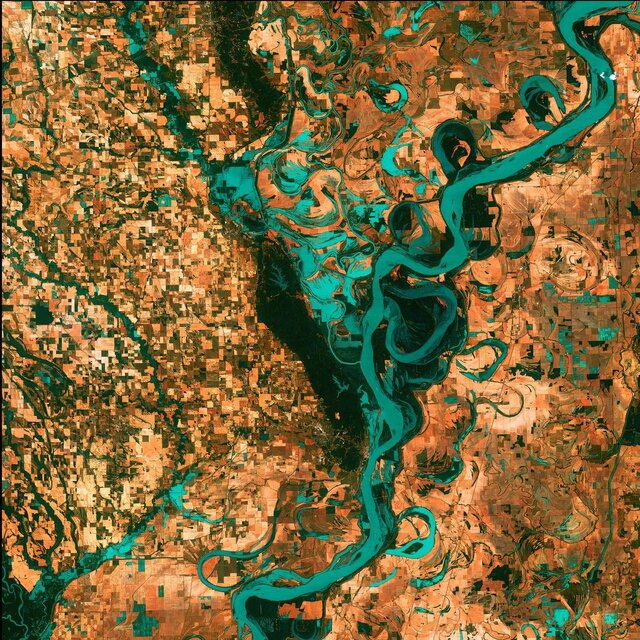 می‌سی‌سی‌پی پر پیچ‌وخم(Meandering Mississippi)- هفت گرد