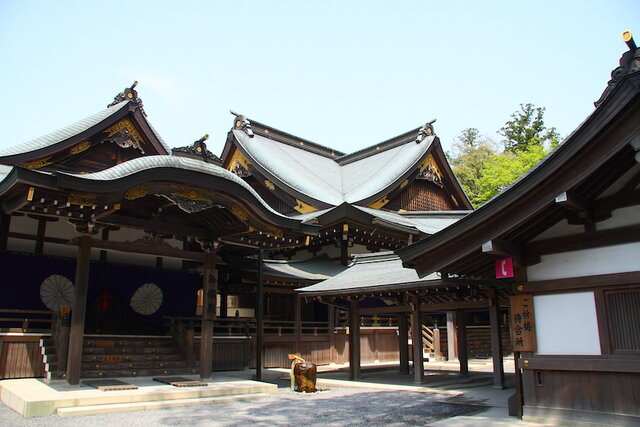 معبد ایسه، ژاپن- هفت گرد